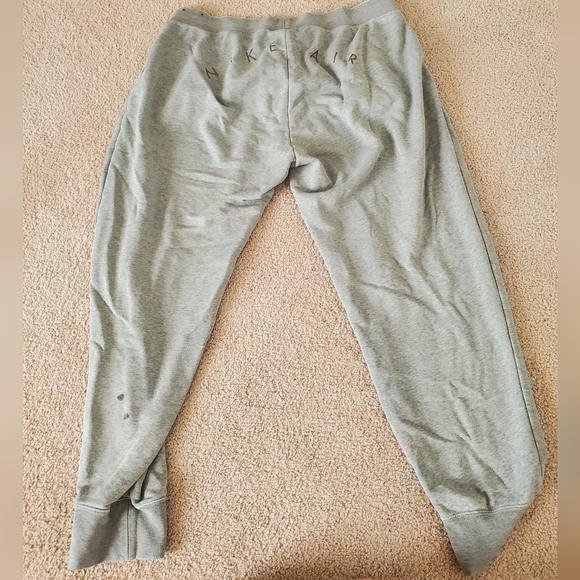 Nike Air sweatpants - Picture 4 of 8